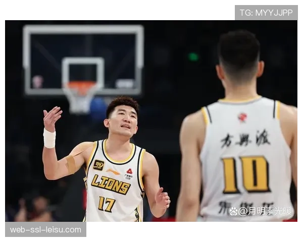 运动品牌争夺CBA新星,具备出色突破分球能力的侧翼球员成市场新宠 运动品牌争夺CBA新星,具备出色突破分球能力的侧翼球员成市场新宠